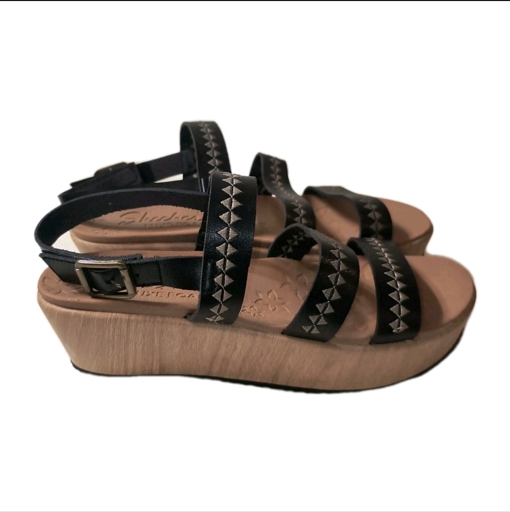 New Skechers Luxe Foam Platform Sandals - Strappy Black & Gold Geometric Details